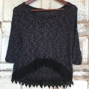 Gray/Black 3/4 sleeve pullover with lace trim